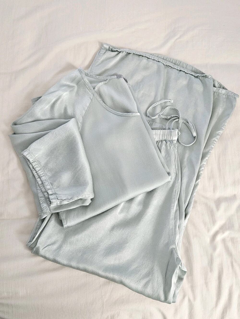 PJ Harlow Aqua XS Satin Pajama Set Women's 2-Piece Lounge Sleepwear Soft & Silky